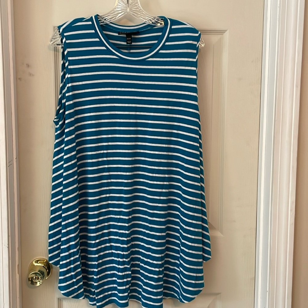Lane Bryant tunic sleeveless 22/24